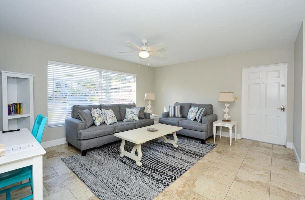 Canal 309 - Right In Siesta Key Village! 외부 사진